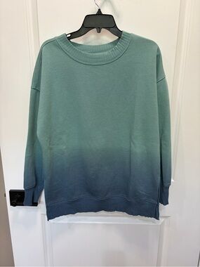 Sonoma Ombre Crewneck Sweatshirt in Seafoam and Navy Fade